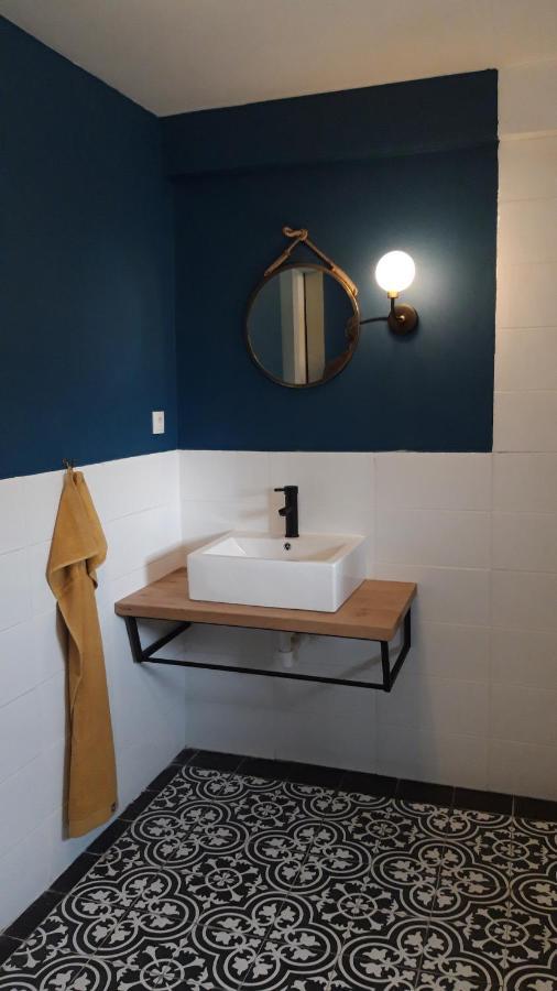 Kade10Buren Buren  Luaran gambar